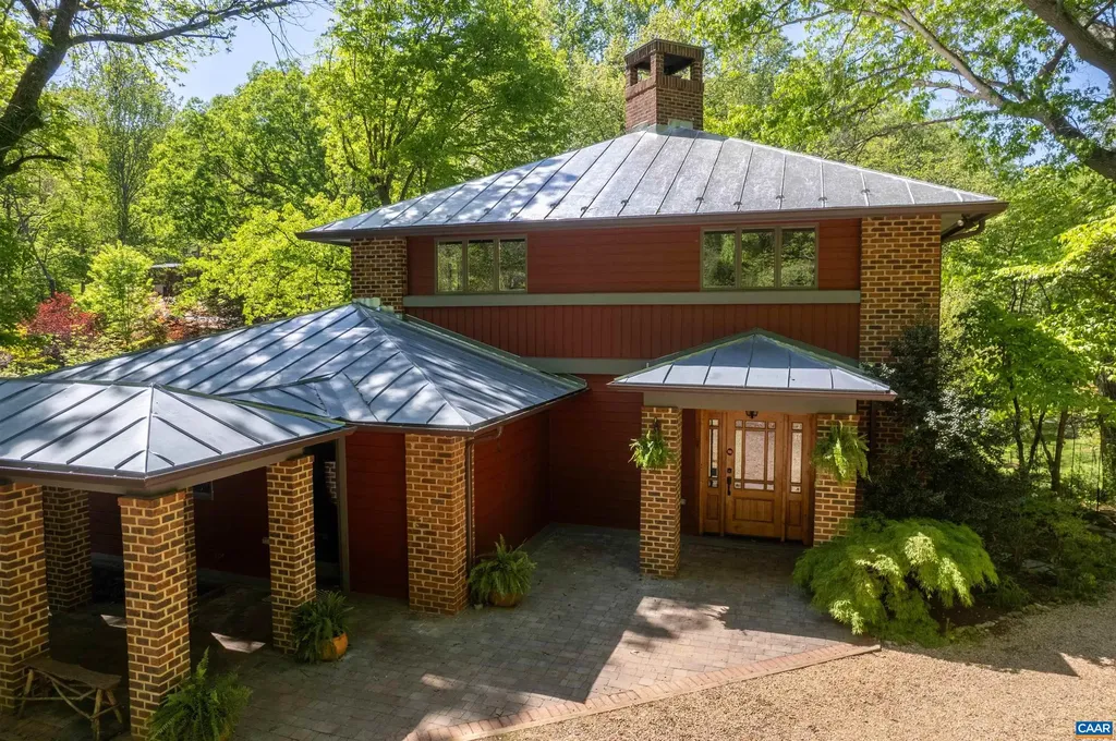 716 Wolf Trap Road Charlottesville VA 22911