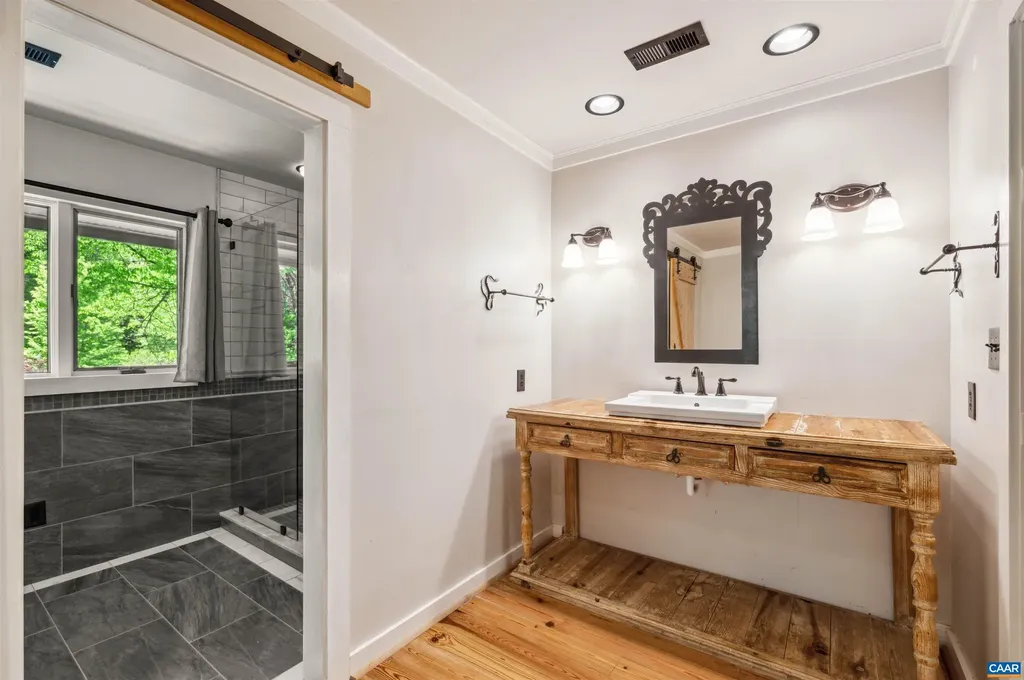 716 Wolf Trap Road Charlottesville VA 22911