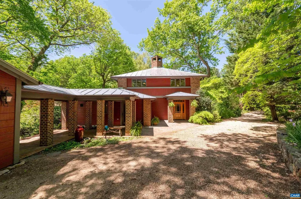 716 Wolf Trap Road Charlottesville VA 22911