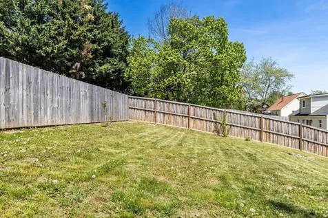 1502 Armstrong Avenue Staunton VA 24401