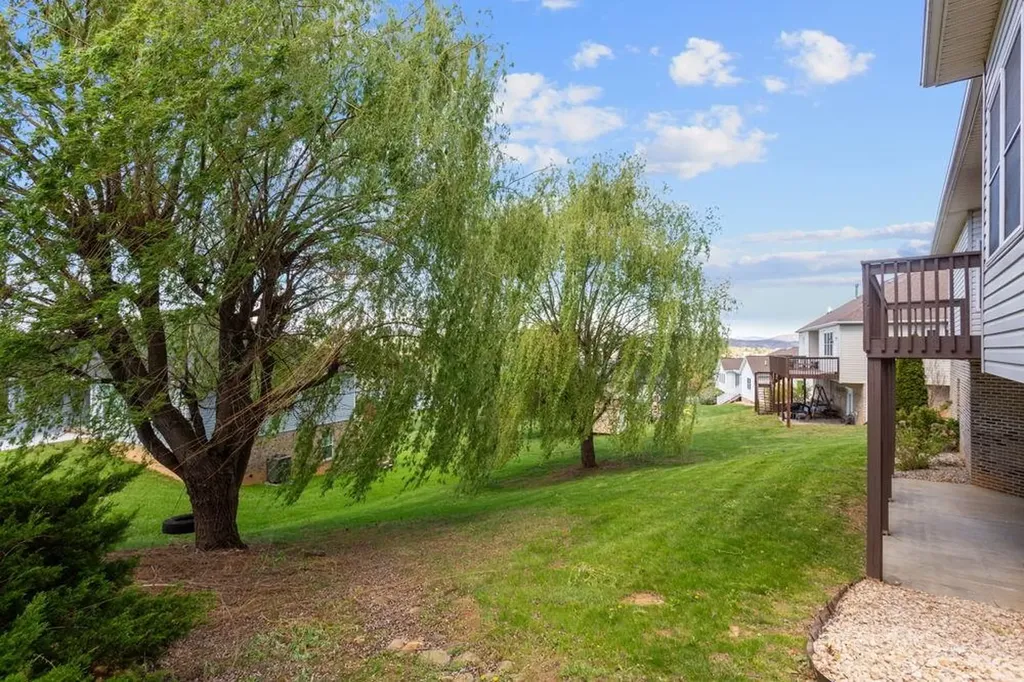 320 Rayann Lane Broadway VA 22815