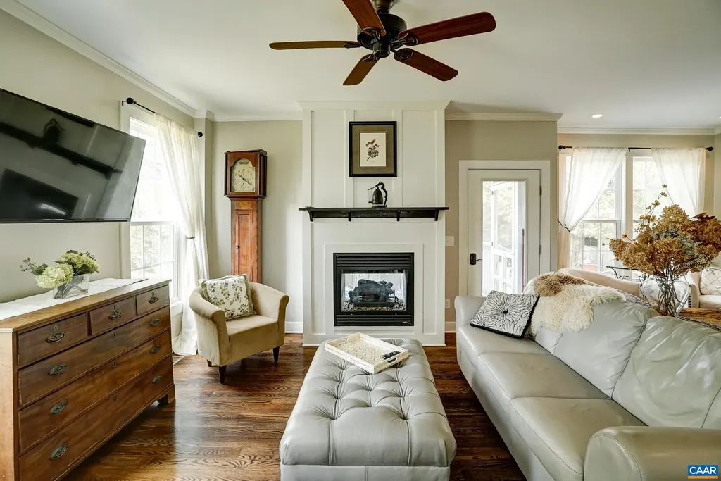 3324 Morgantown Road Ivy VA 22903