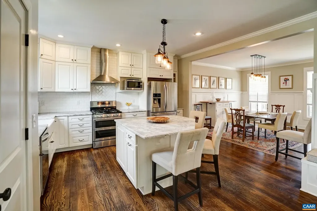 3324 Morgantown Road Ivy VA 22903