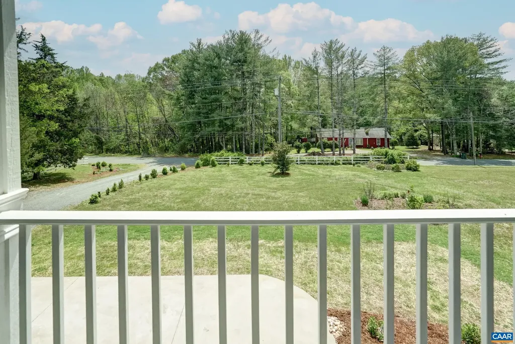 3324 Morgantown Road Ivy VA 22903