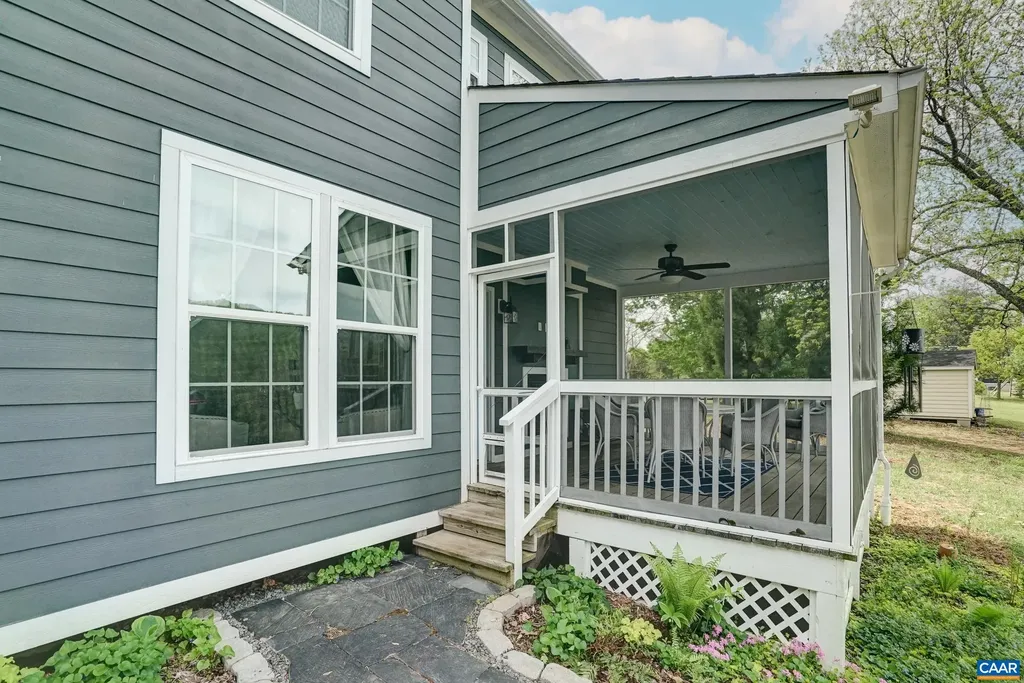 3324 Morgantown Road Ivy VA 22903