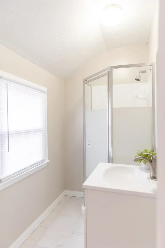 825 29th Street W Buena Vista VA 24416