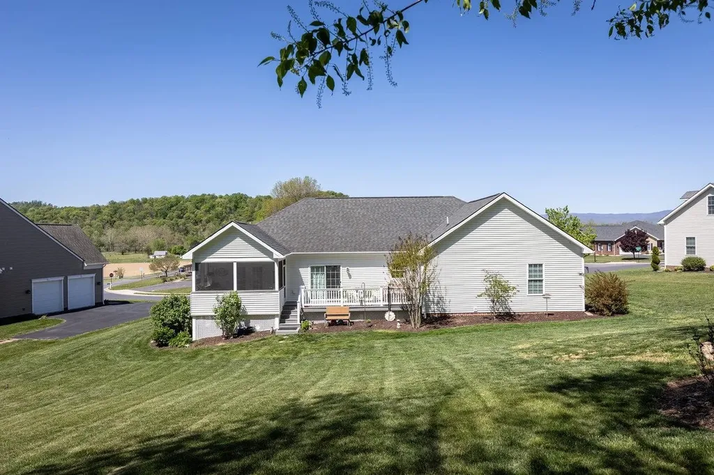 102 Millview Drive Bridgewater VA 22812