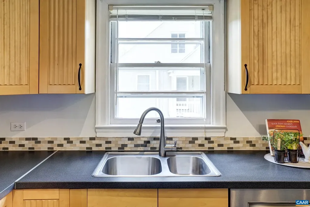 807 Hillcrest Road Charlottesville VA 22903