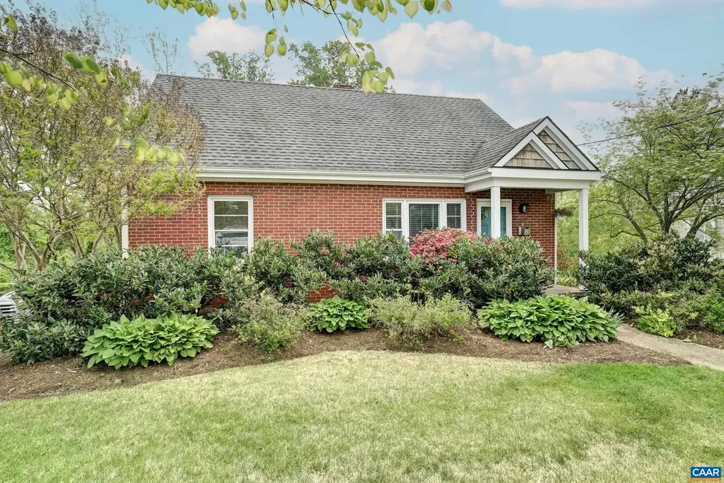 807 Hillcrest Road Charlottesville VA 22903