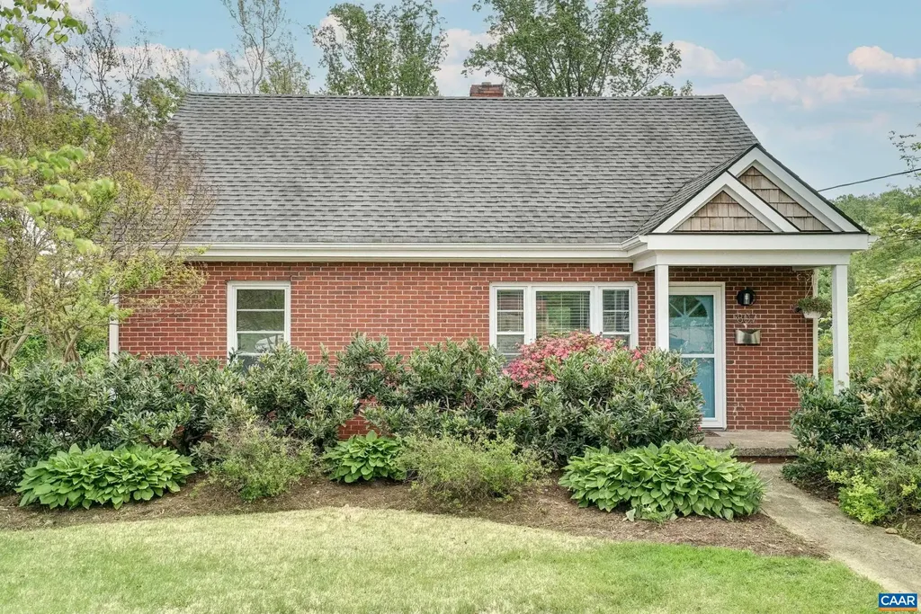 807 Hillcrest Road Charlottesville VA 22903