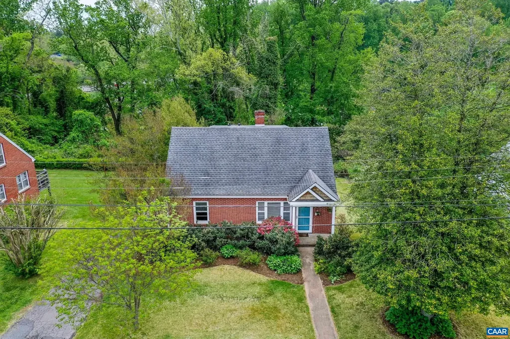 807 Hillcrest Road Charlottesville VA 22903