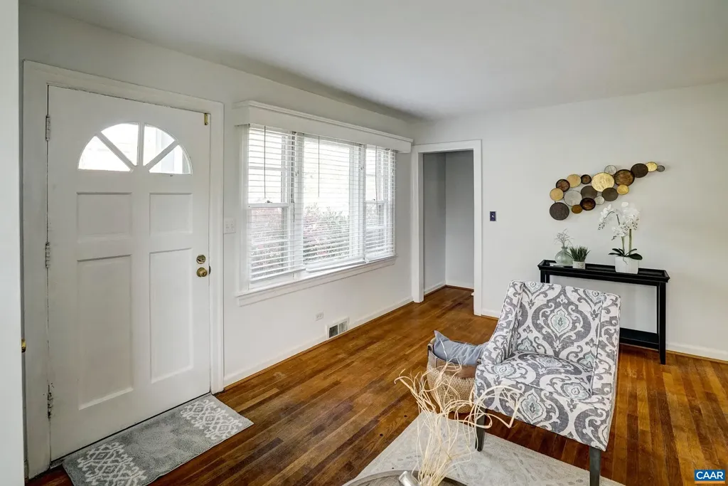 807 Hillcrest Road Charlottesville VA 22903