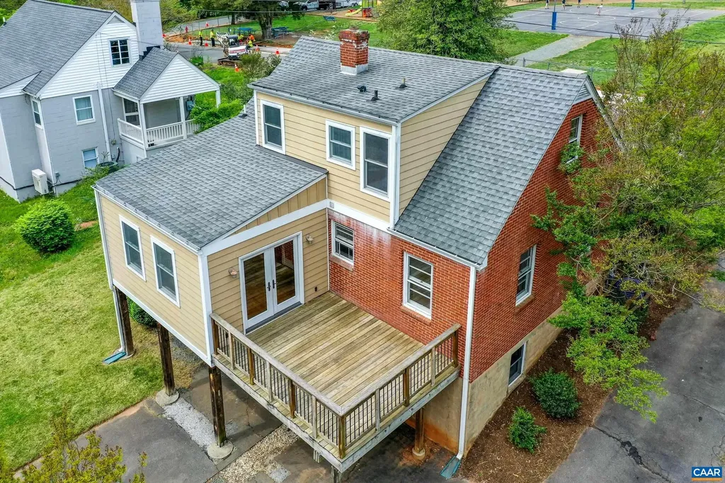 807 Hillcrest Road Charlottesville VA 22903