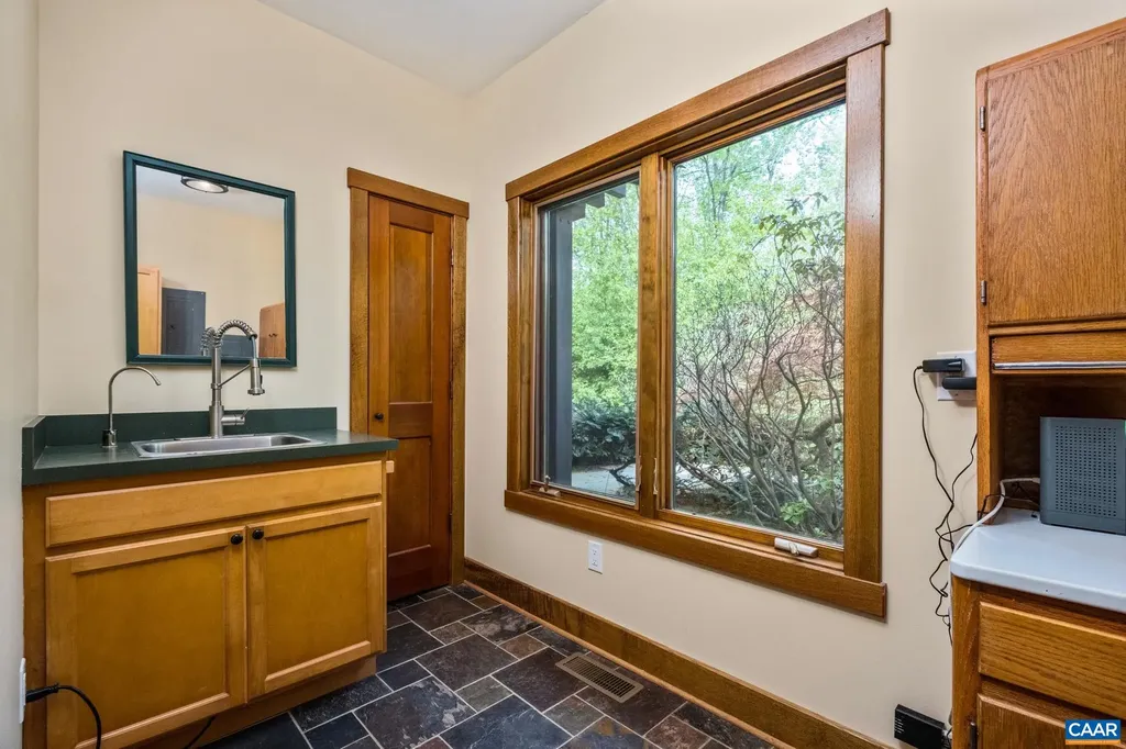 4547 Taylor Creek Road Afton VA 22920