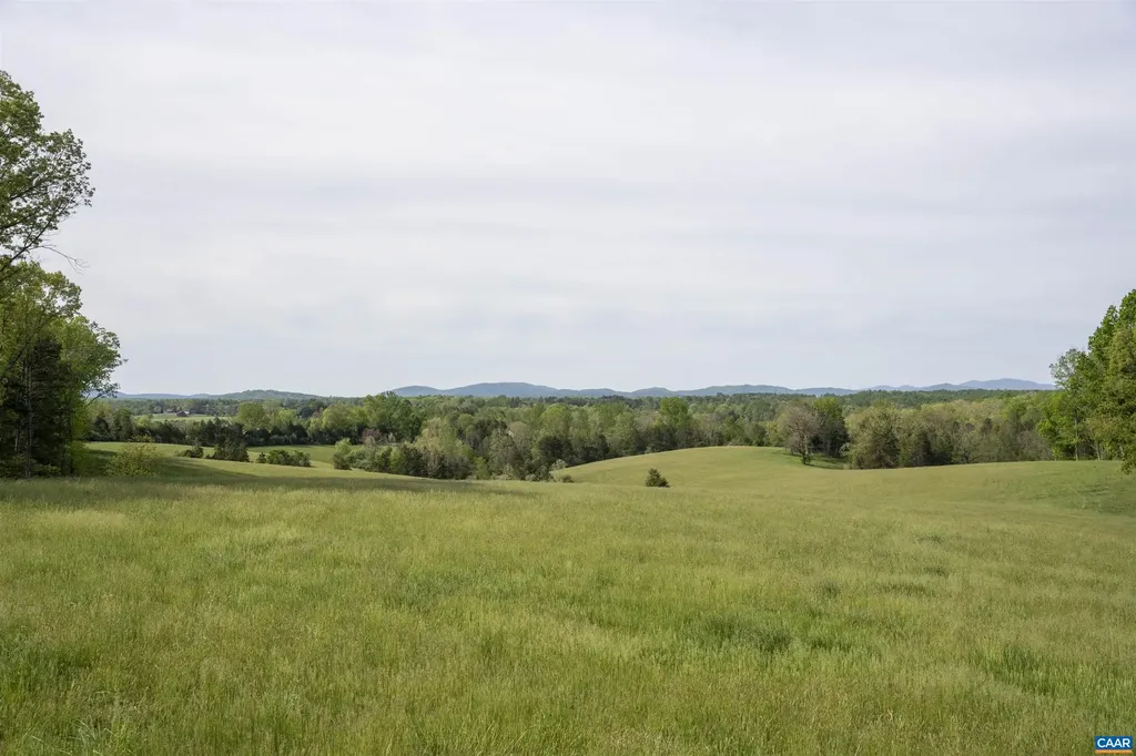 3729 A Reas Ford Lane Earlysville VA 22936