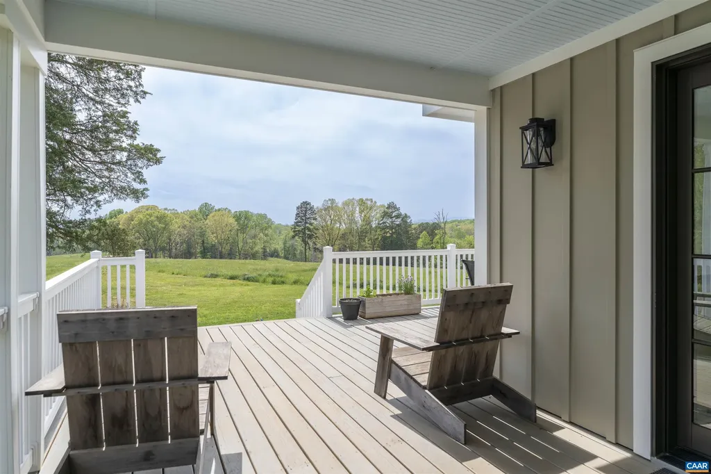 3729 A Reas Ford Lane Earlysville VA 22936