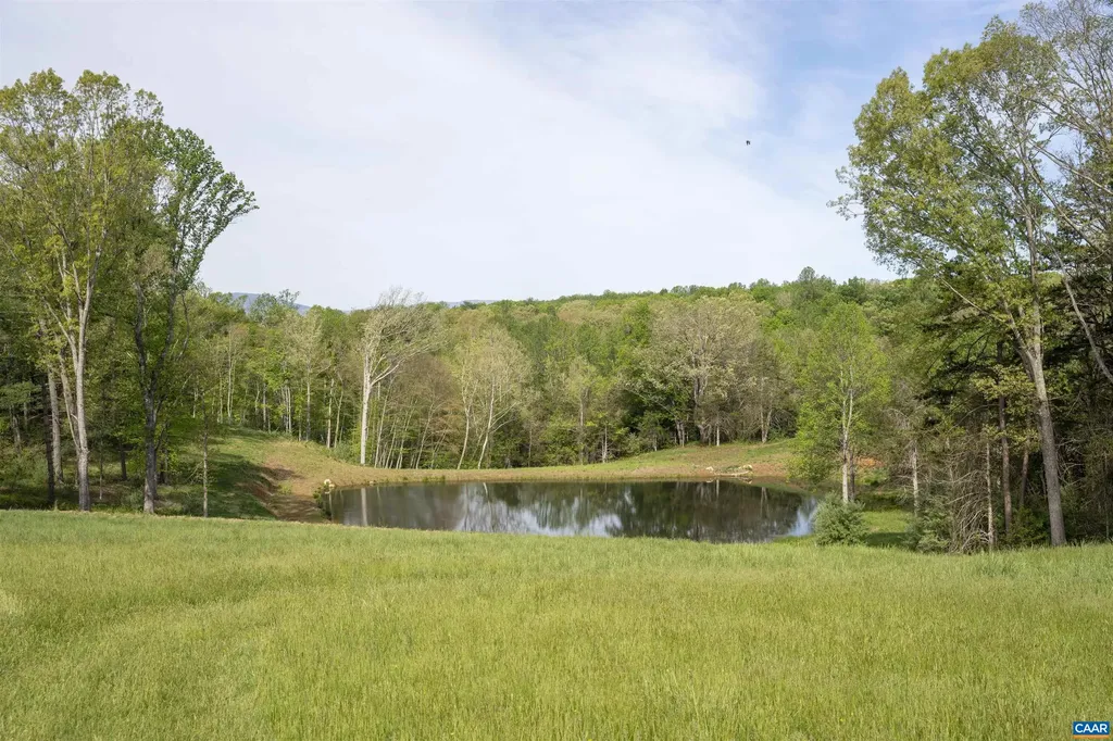 3729 A Reas Ford Lane Earlysville VA 22936