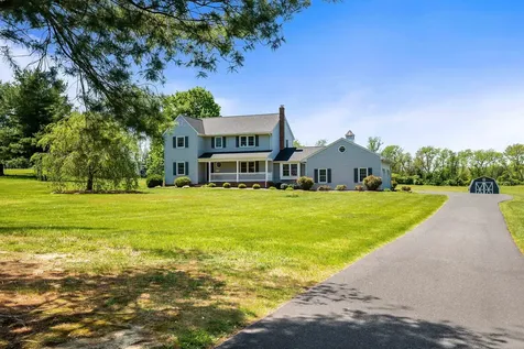 137 Misty Trail Waynesboro VA 22980