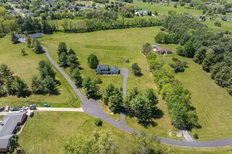 137 Misty Trail Waynesboro VA 22980