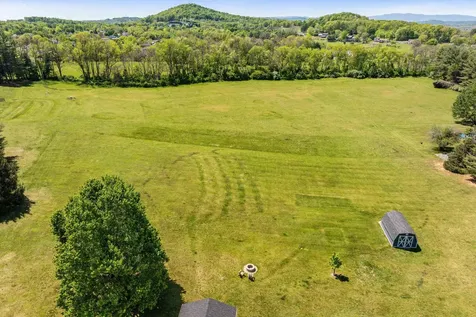 137 Misty Trail Waynesboro VA 22980