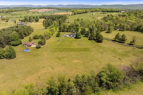 137 Misty Trail Waynesboro VA 22980