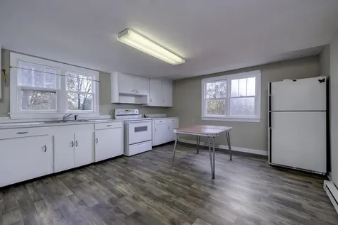 11904 North Valley Pike Broadway VA 22815