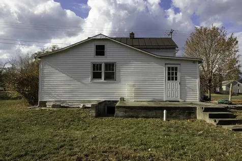 11904 North Valley Pike Broadway VA 22815