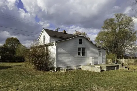 11904 North Valley Pike Broadway VA 22815