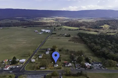 11904 North Valley Pike Broadway VA 22815