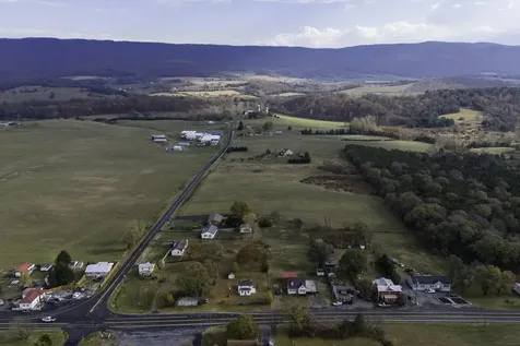 11904 North Valley Pike Broadway VA 22815