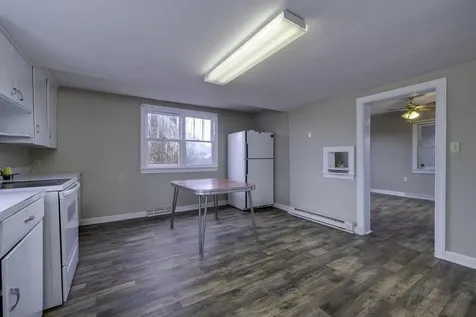 11904 North Valley Pike Broadway VA 22815