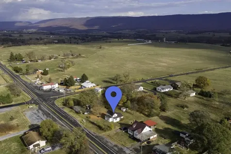 11904 North Valley Pike Broadway VA 22815