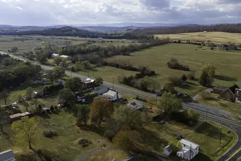 11904 North Valley Pike Broadway VA 22815