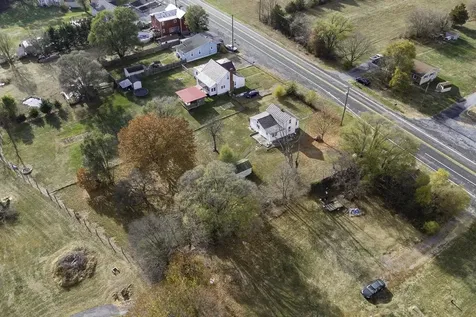 11904 North Valley Pike Broadway VA 22815