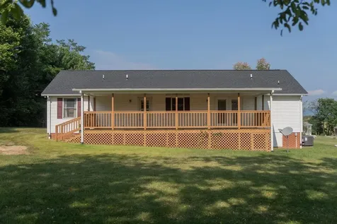 1529 Goodrich Road Stanley VA 22851