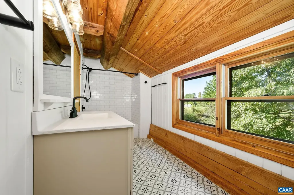 3946 Rock Branch Road North Garden VA 22959