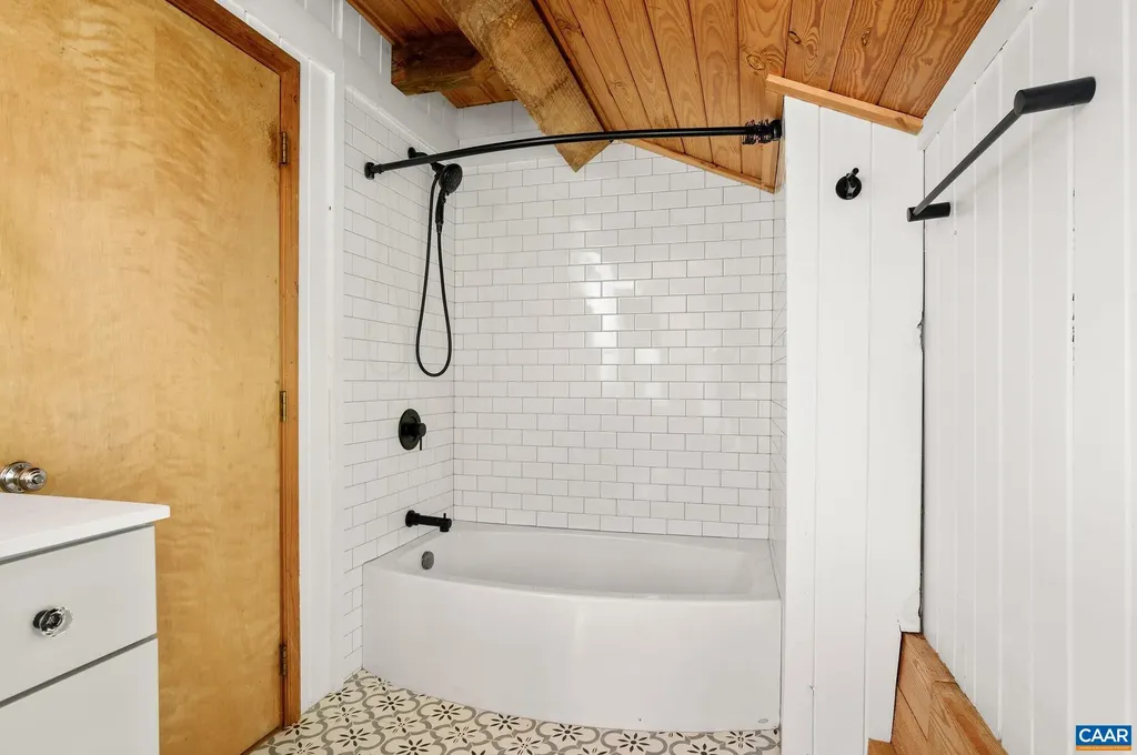 3946 Rock Branch Road North Garden VA 22959