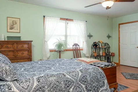 3496 Petersburg Pike Franklin WV 26807