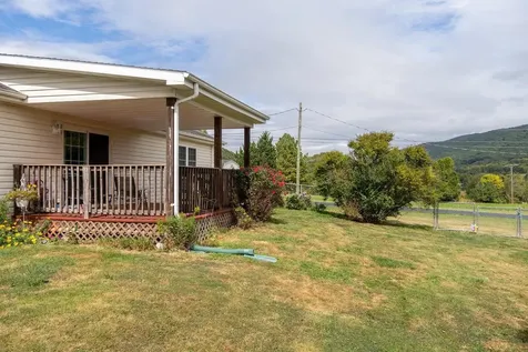 3496 Petersburg Pike Franklin WV 26807