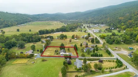 3496 Petersburg Pike Franklin WV 26807