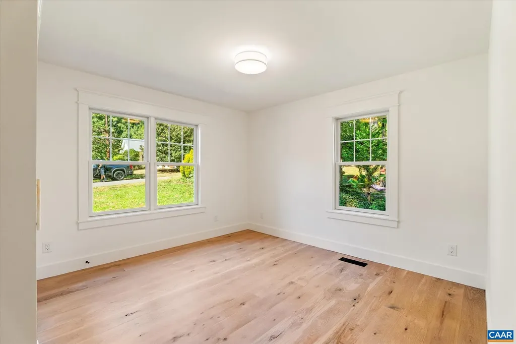 1614 Cambridge Circle Charlottesville VA 22903