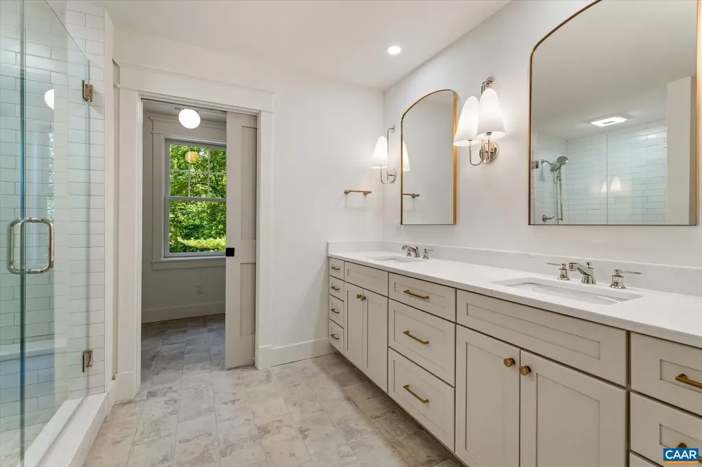 1614 Cambridge Circle Charlottesville VA 22903