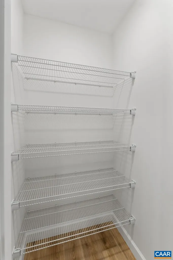 6 Condor Road Palmyra VA 22963