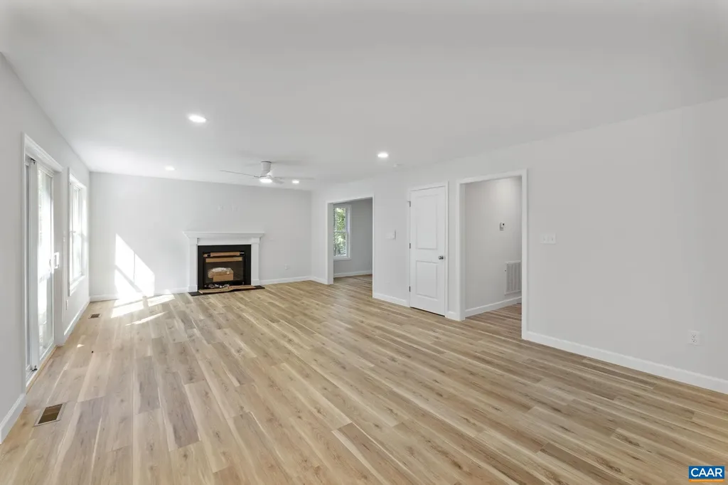 6 Condor Road Palmyra VA 22963