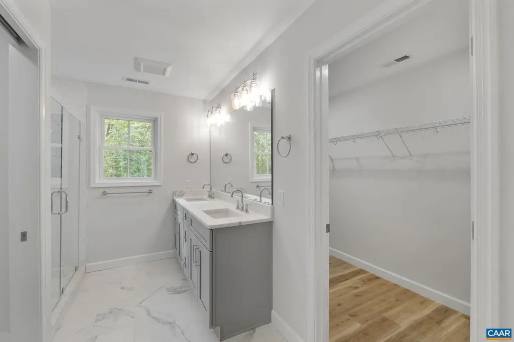 6 Condor Road Palmyra VA 22963