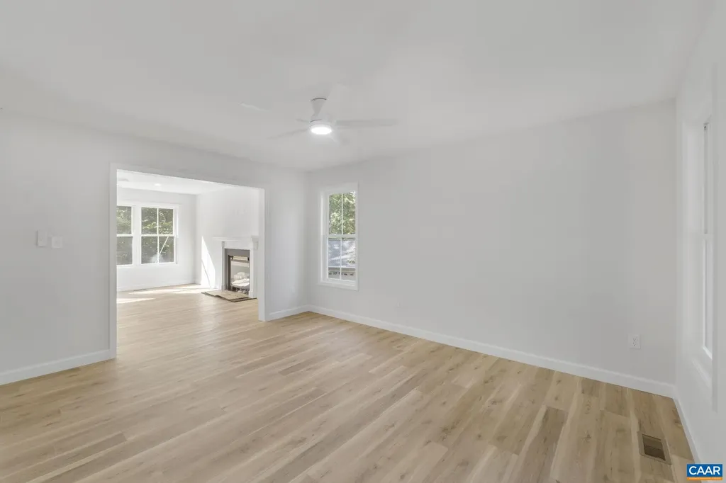 6 Condor Road Palmyra VA 22963