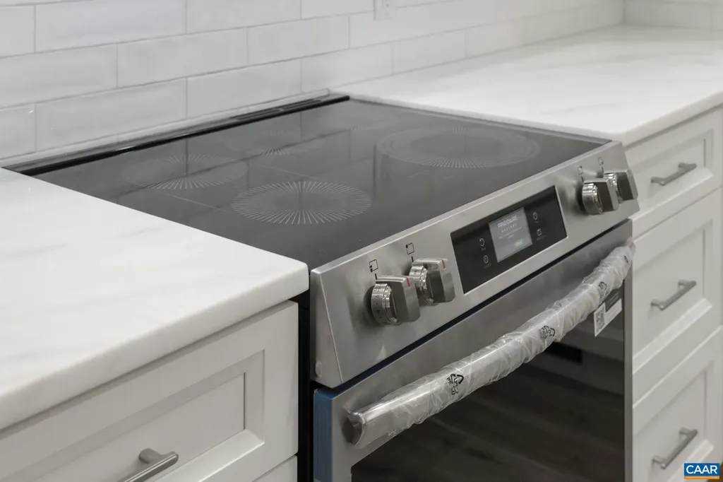 6 Condor Road Palmyra VA 22963