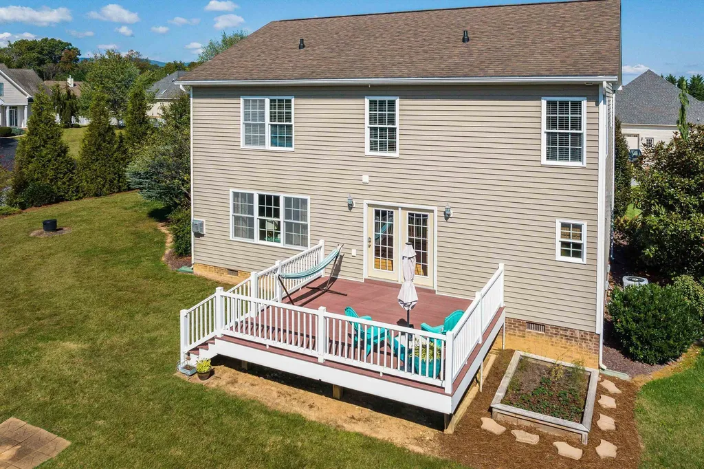 200 Kensington Drive Elkton VA 22827