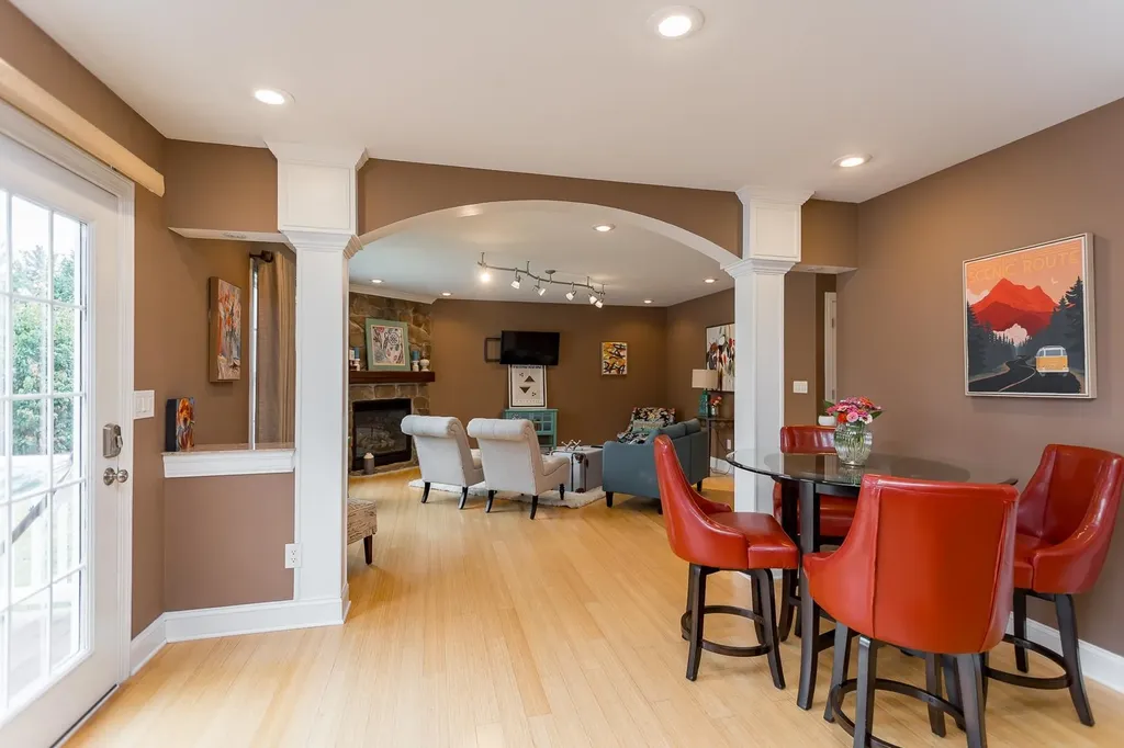 200 Kensington Drive Elkton VA 22827