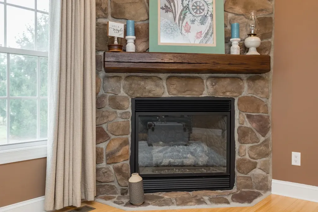 200 Kensington Drive Elkton VA 22827